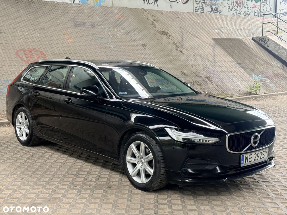 Volvo V90 D4 Momentum - 4