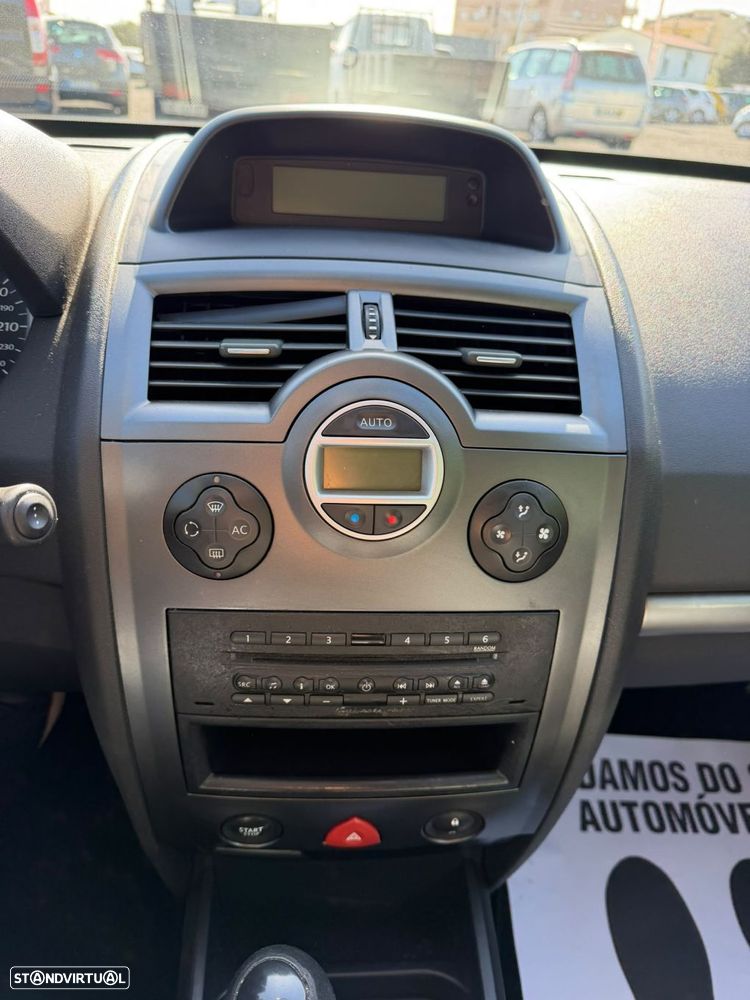 Renault Mégane 1.5 dCi Confort - 28