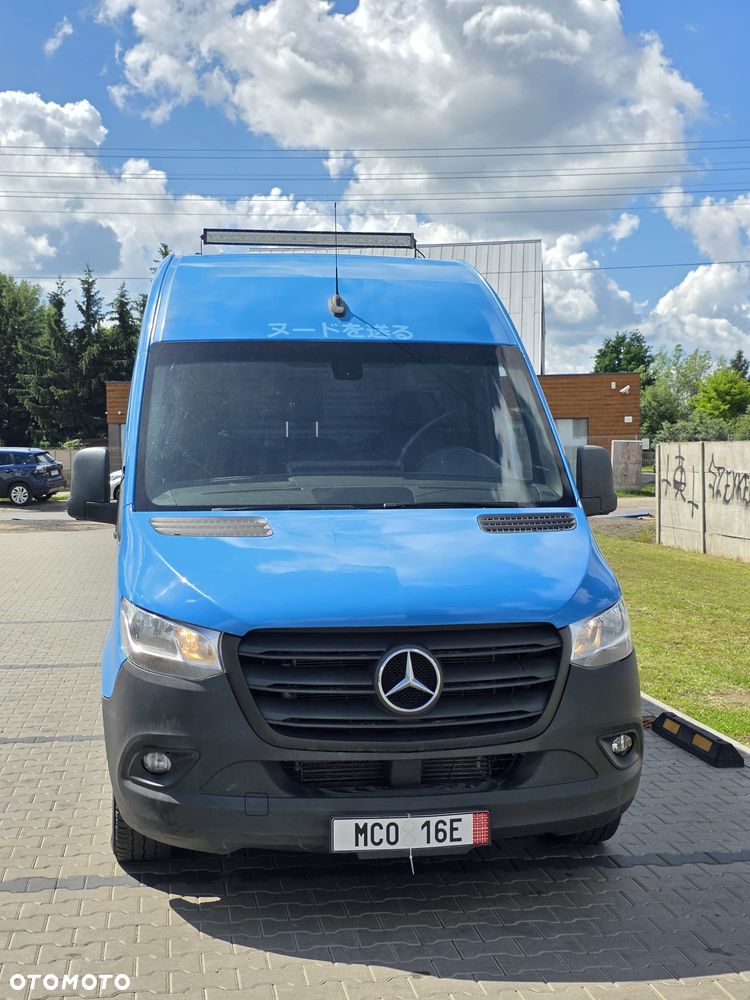 Mercedes-Benz sprinter 319 - 7