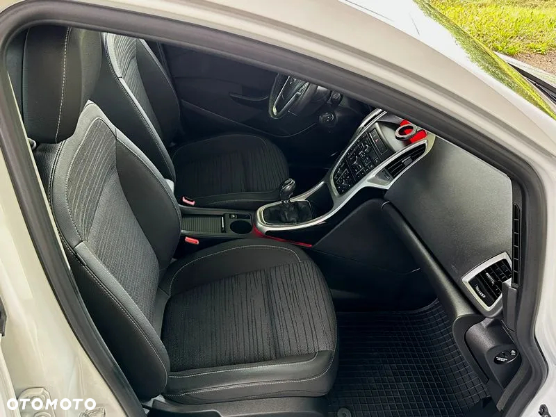 Opel Astra - 11