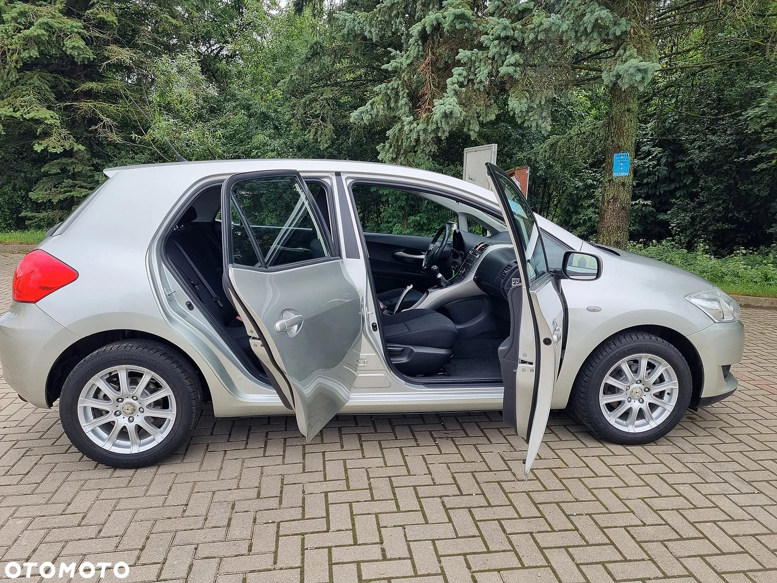Toyota Auris 1.4 VVT-i Sol - 15