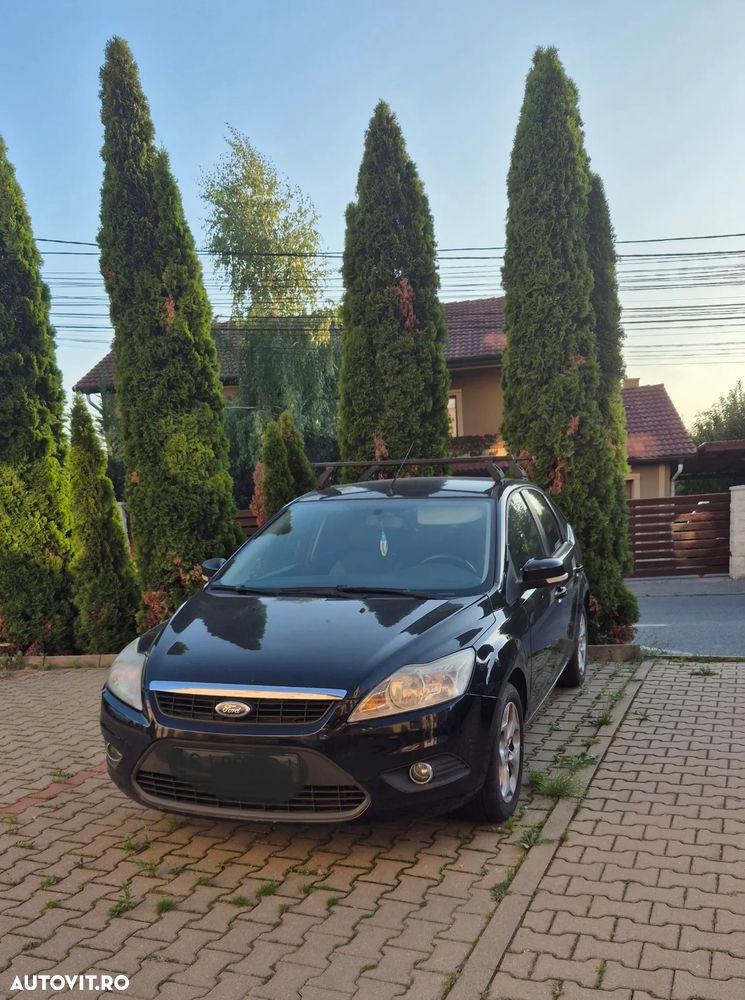 Ford Focus 1.6 Ghia - 1