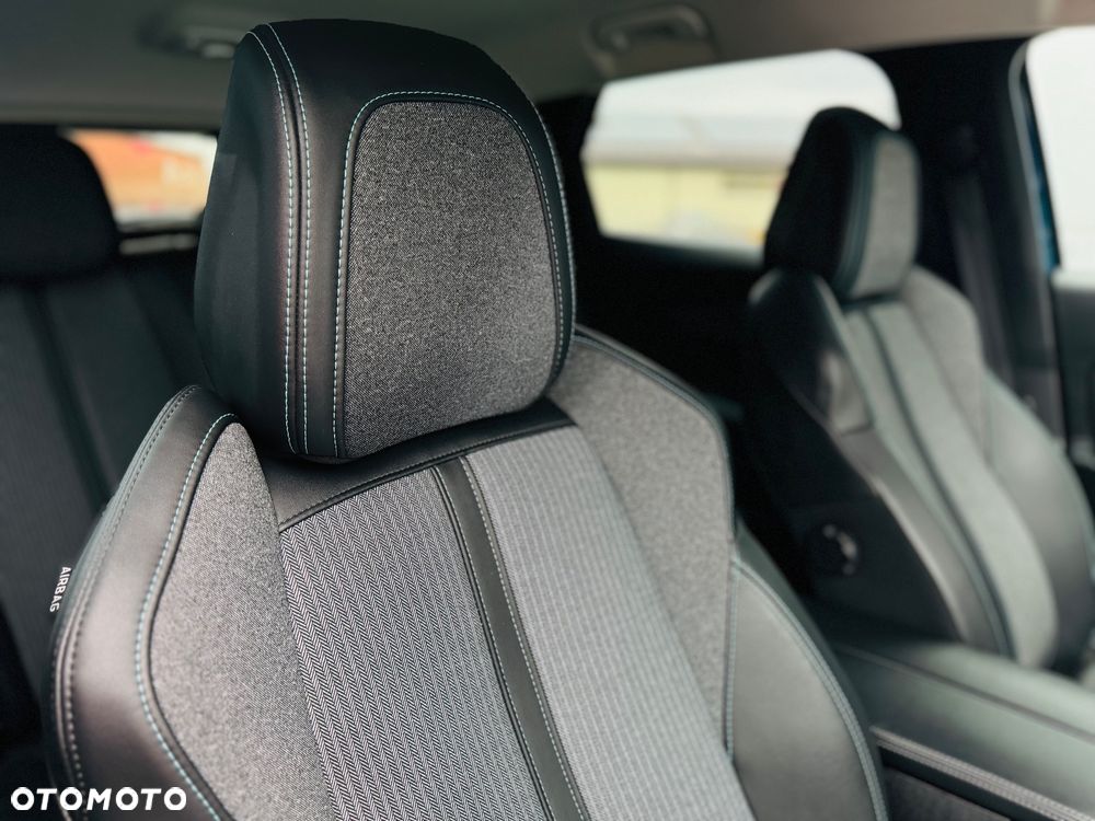 Peugeot 3008 BlueHDi 130 Stop & Start EAT8 GT Pack - 35