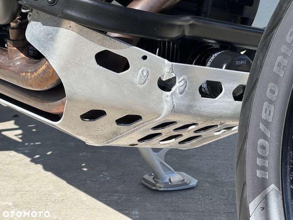 Yamaha Super Tenere - 10