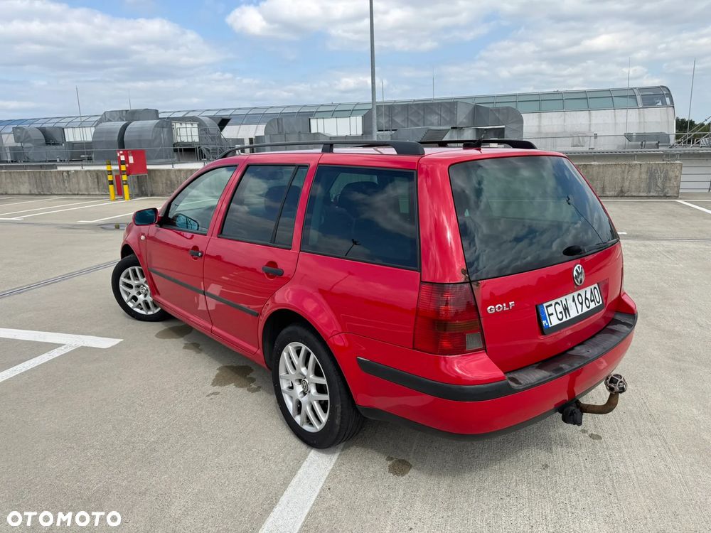 Volkswagen Golf - 3