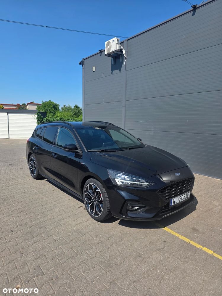 Ford Focus 1.0 EcoBoost ST-Line X - 2