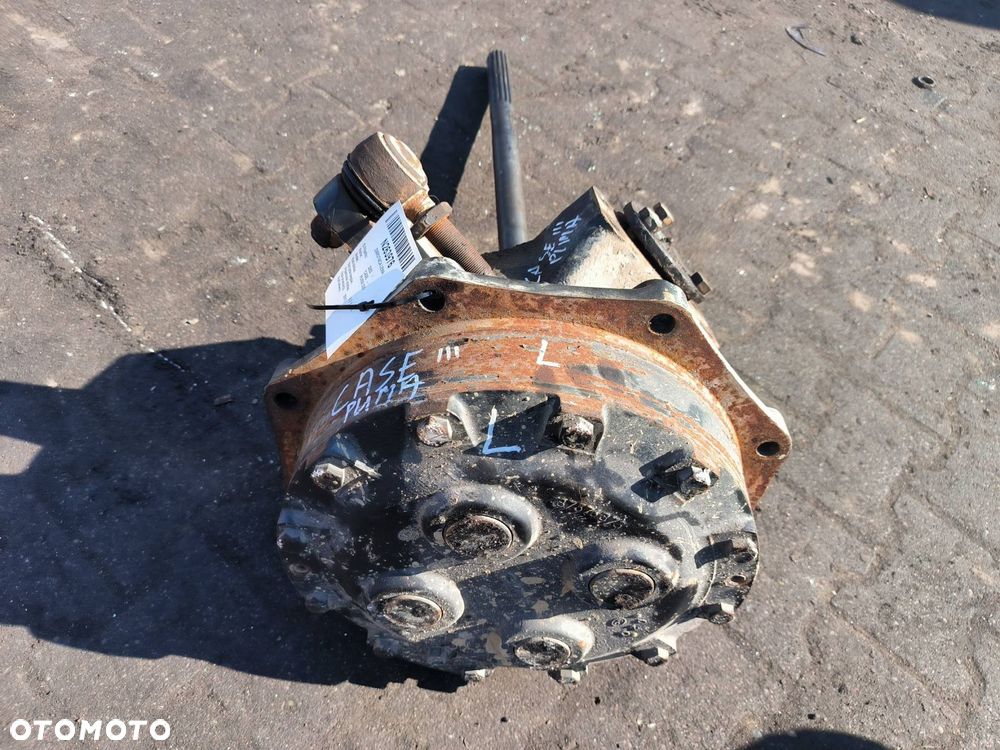 ZWROTNICA LEWA CASE PUMA 225 PÓŁOŚ PIASTA - 1