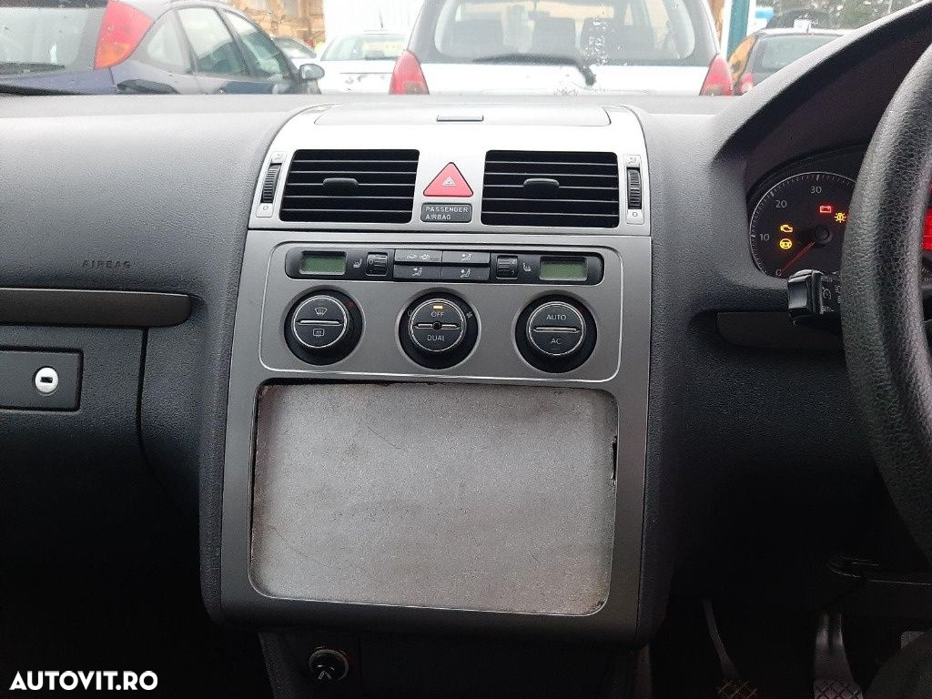 Cutie viteze manuala Volkswagen Touran 2008 Hatchback 2.0 tdi - 9