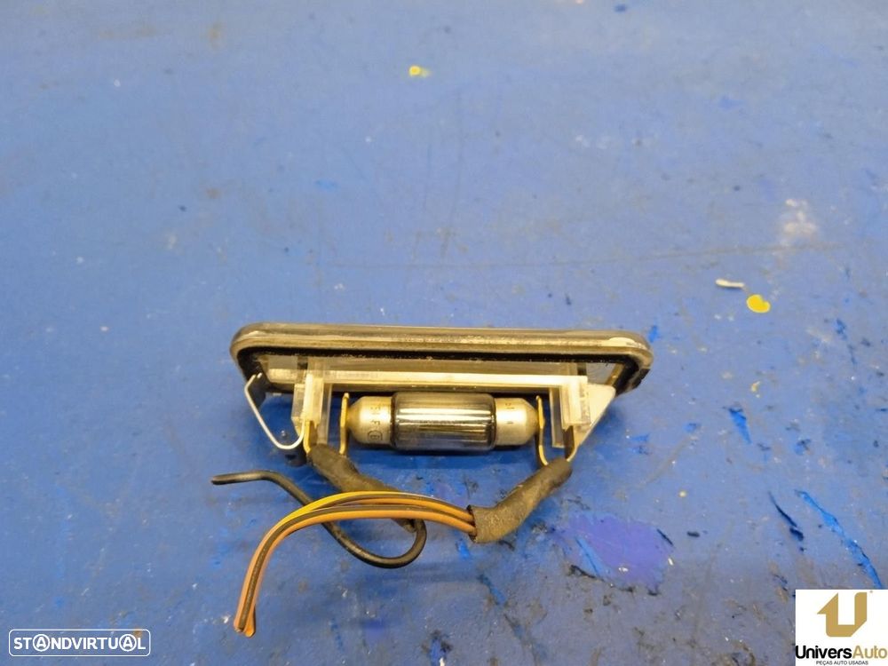 FAROLIM MATRICULA FORD FOCUS 2001 -C9DB - 1