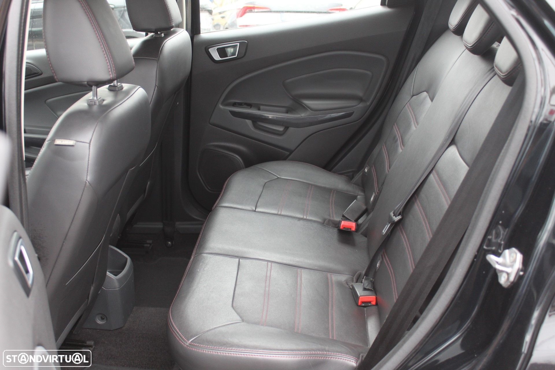Ford EcoSport 1.5 TDCi Titanium - 21
