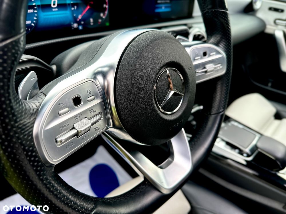 Mercedes-Benz CLA 250 4-Matic AMG Line 7G-DCT - 29