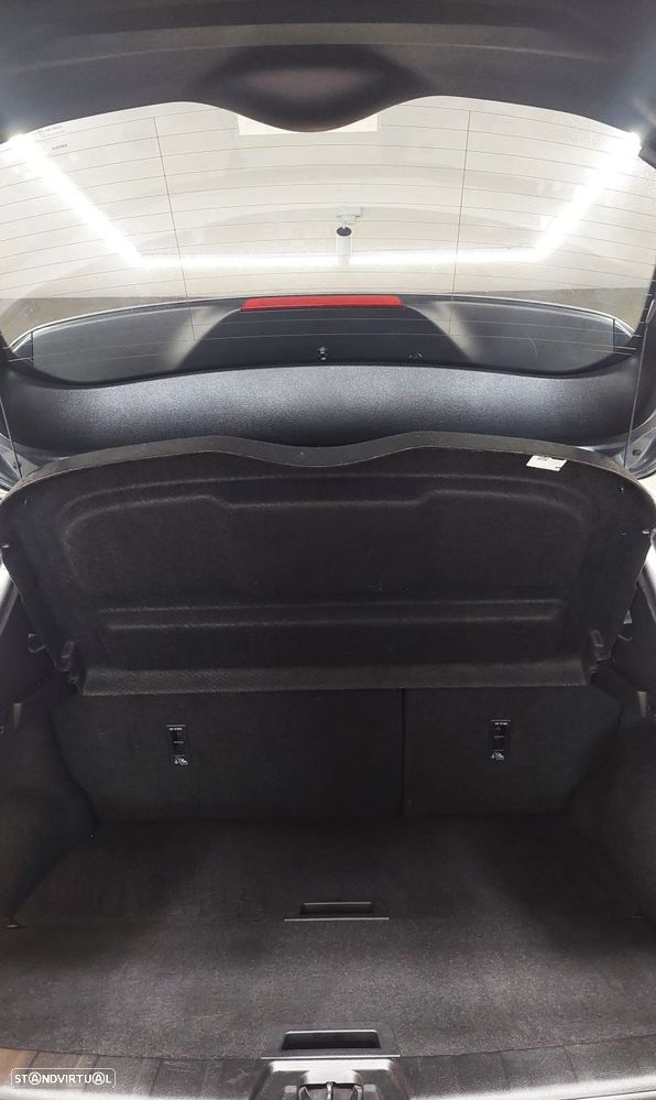 Nissan Qashqai 1.5 dCi N-Connecta - 23