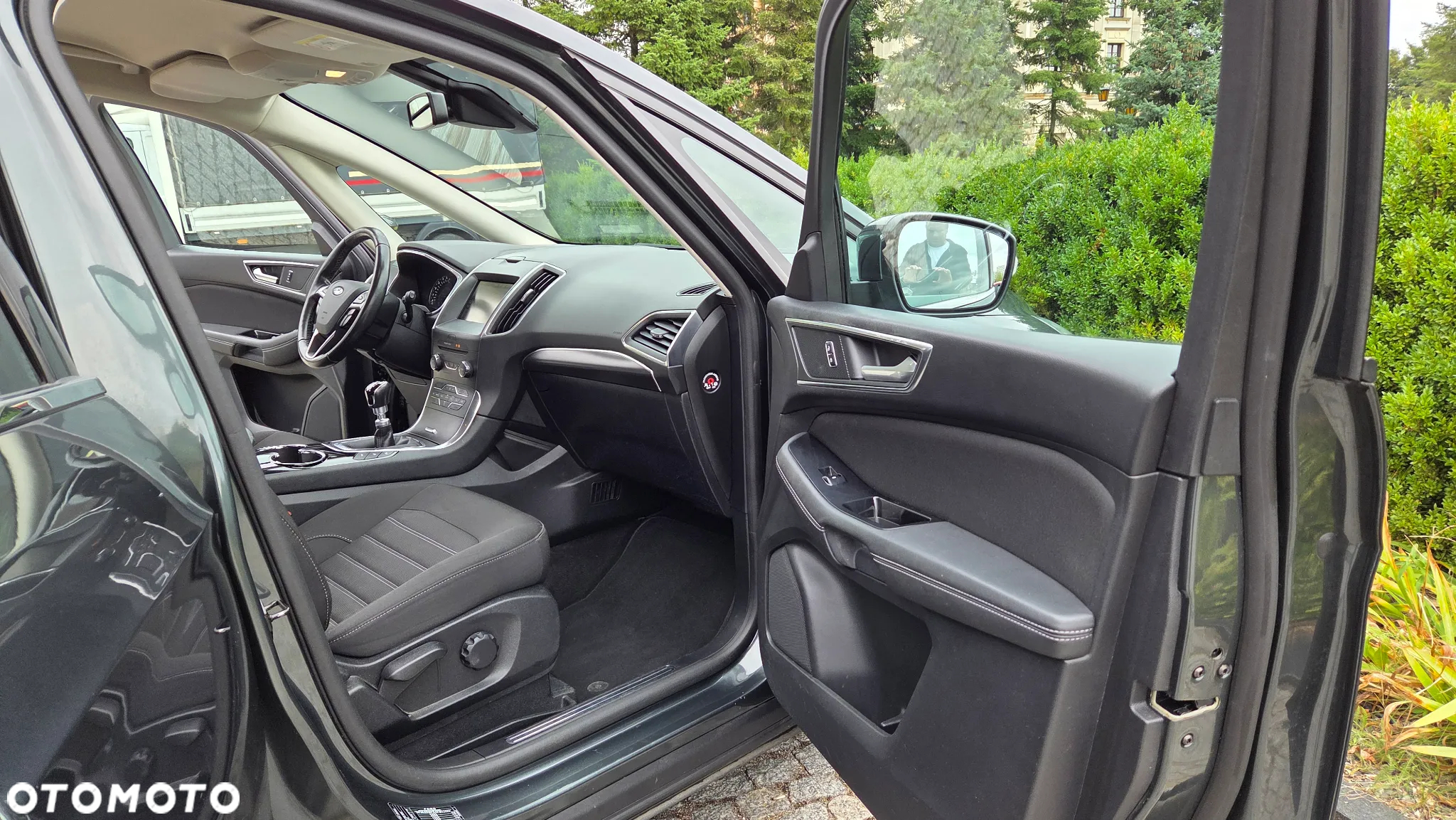 Ford Galaxy 2.0 TDCi Titanium - 35
