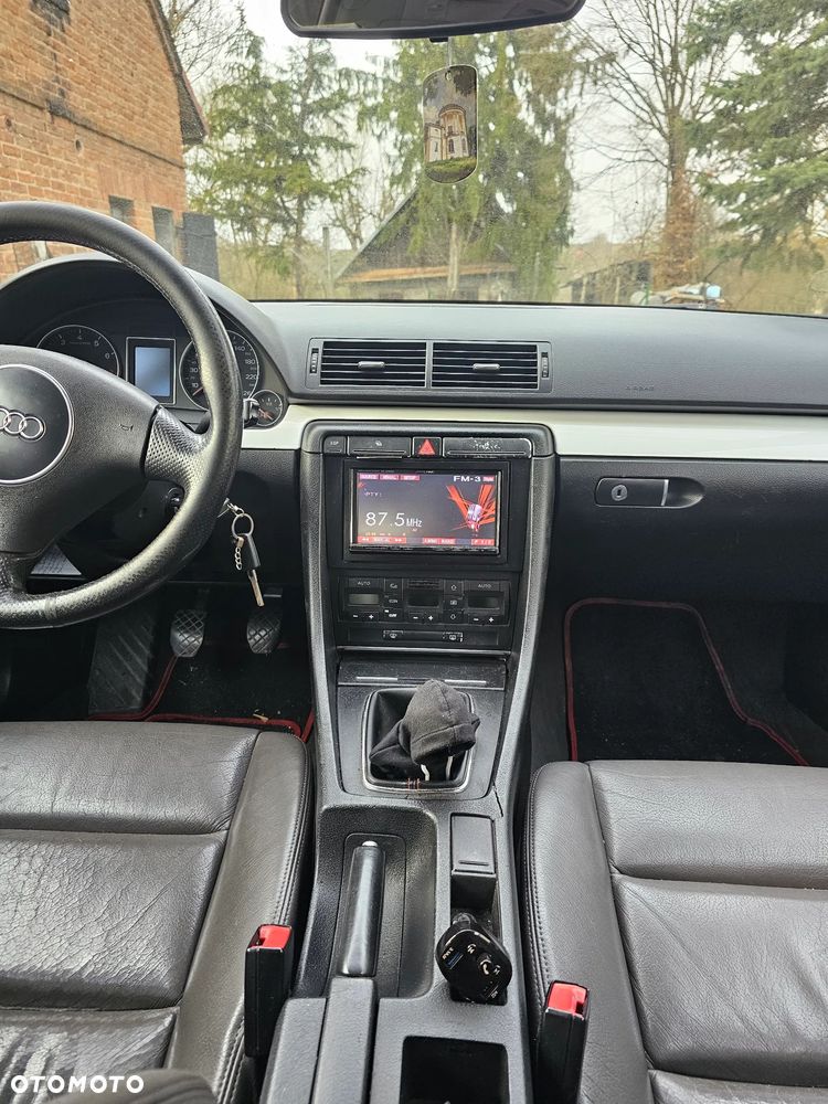 Audi A4 Limousine 1.8T - 28