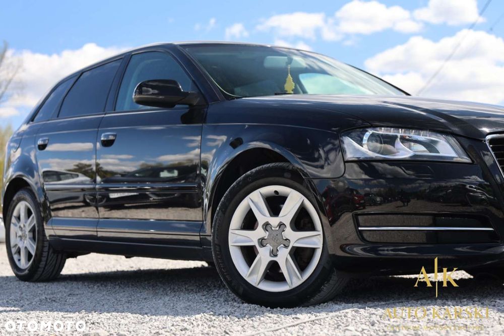 Audi A3 Sportback - 16