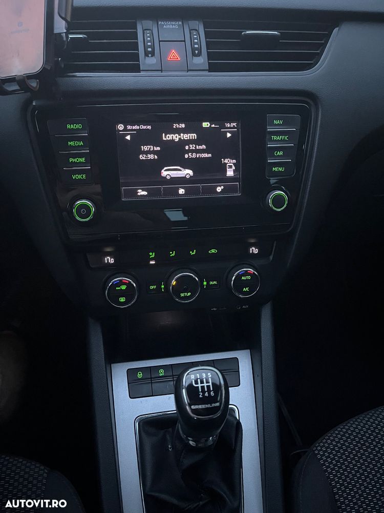 Skoda Octavia 1.6 TDI GREENLINE - 11