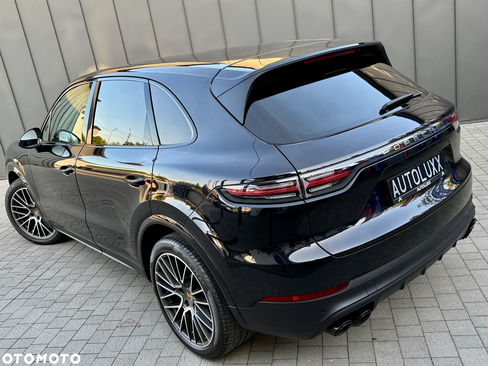 Porsche Cayenne Standard - 10