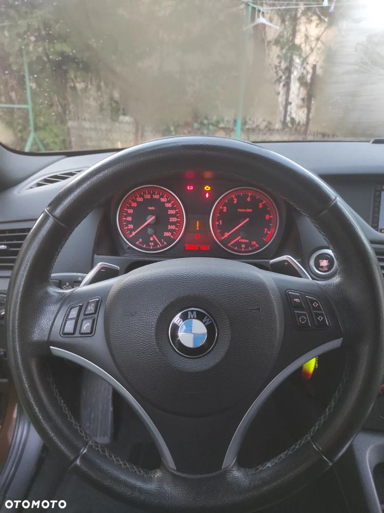 BMW X1 xDrive28i - 3