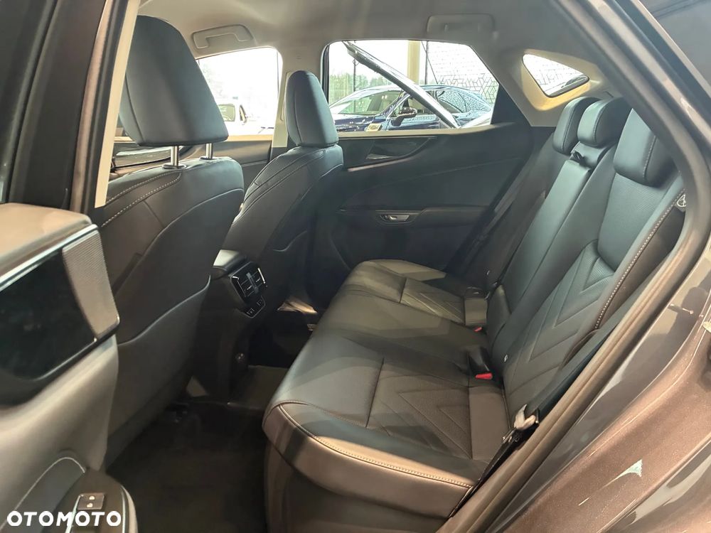 Lexus NX 350h Prestige AWD - 6