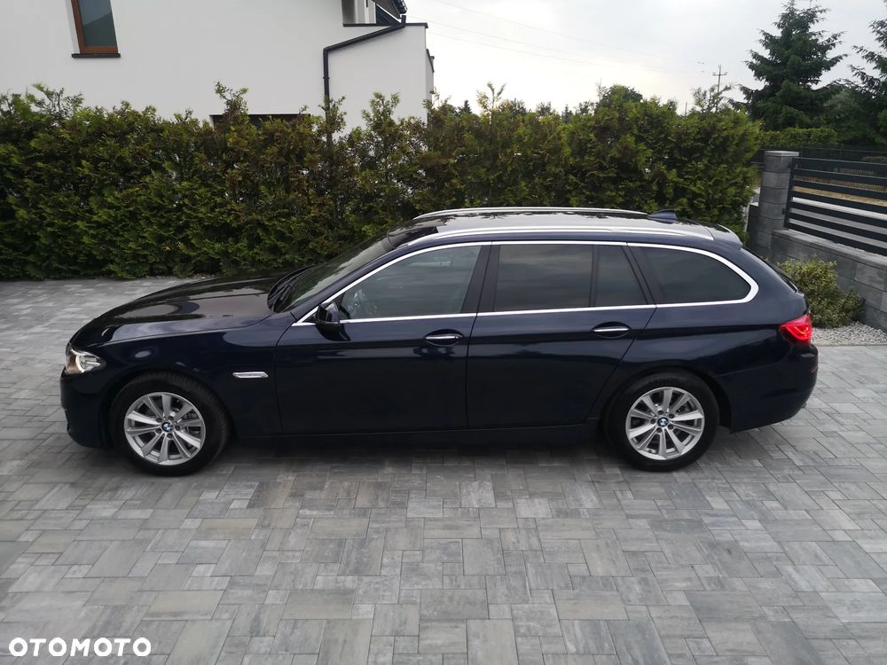 BMW Seria 5 525d xDrive - 21