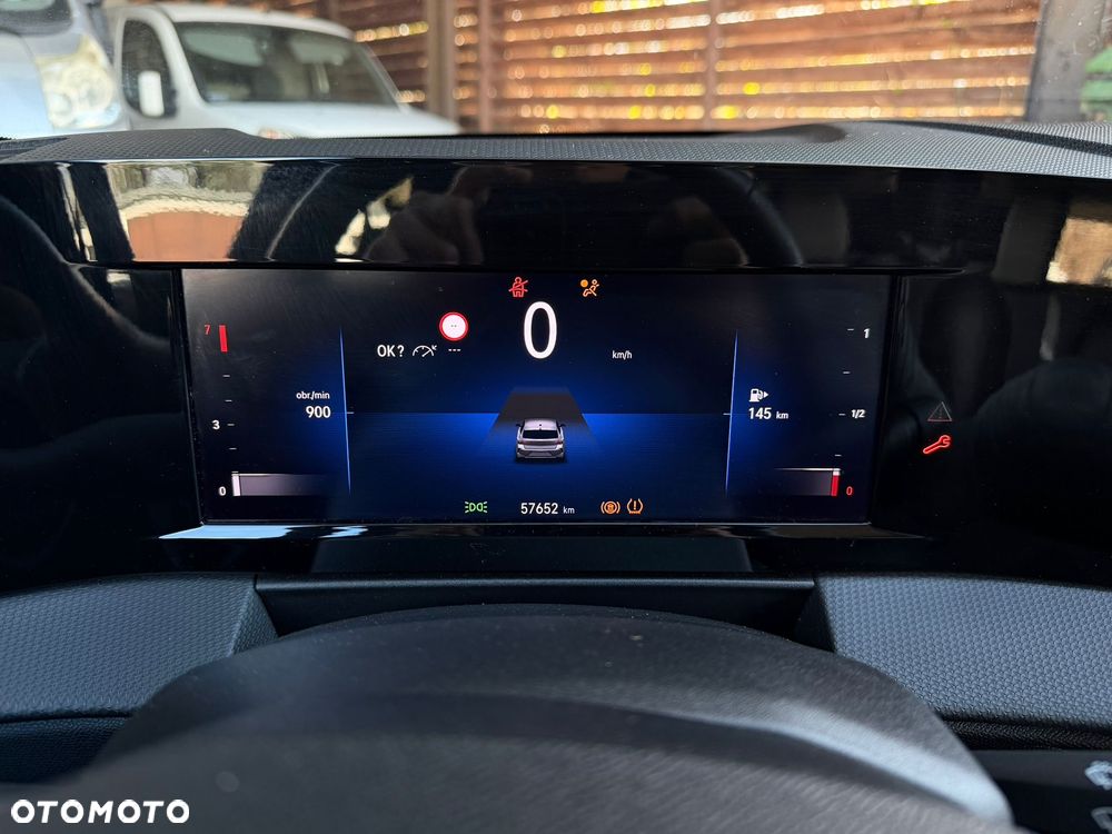 Opel Astra 1.2 T S&S - 11