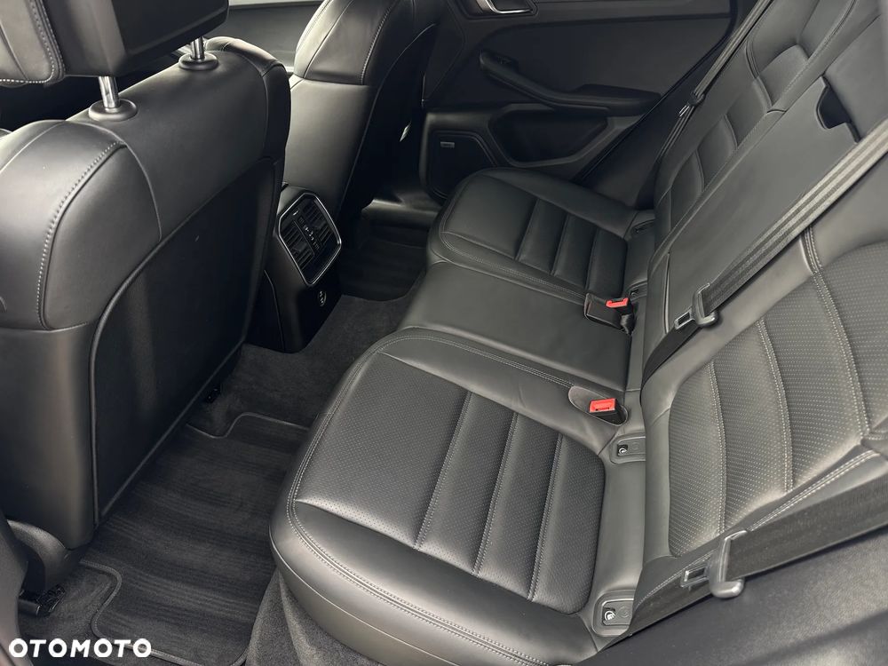 Porsche Macan GTS PDK - 11