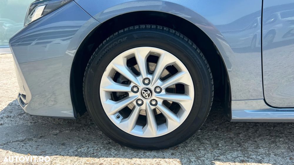 Toyota Corolla 1.6 Dynamic - 12