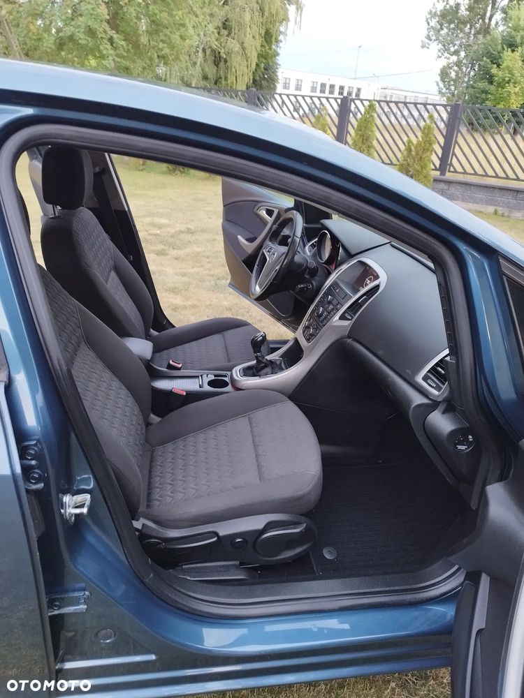 Opel Astra 1.4 Turbo - 8