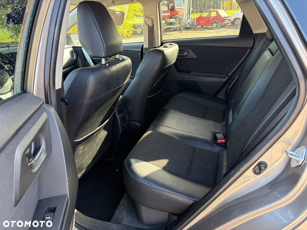 Toyota Auris 1.8 HSD Luna - 7