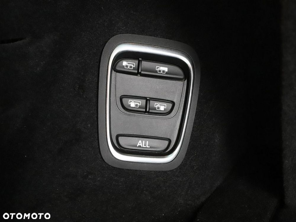 Renault Grand Scenic TCe 140 GPF EDC BOSE EDITION - 40