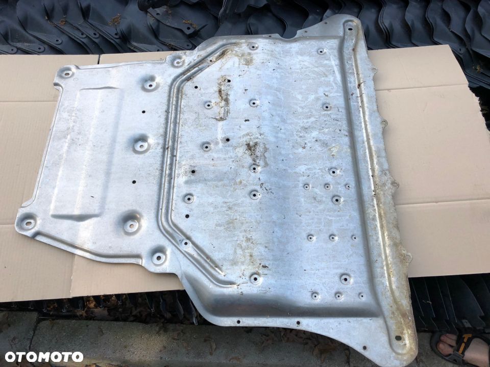 Osłona pod silnik VW Golf VII Cabrio Oryginał - 1
