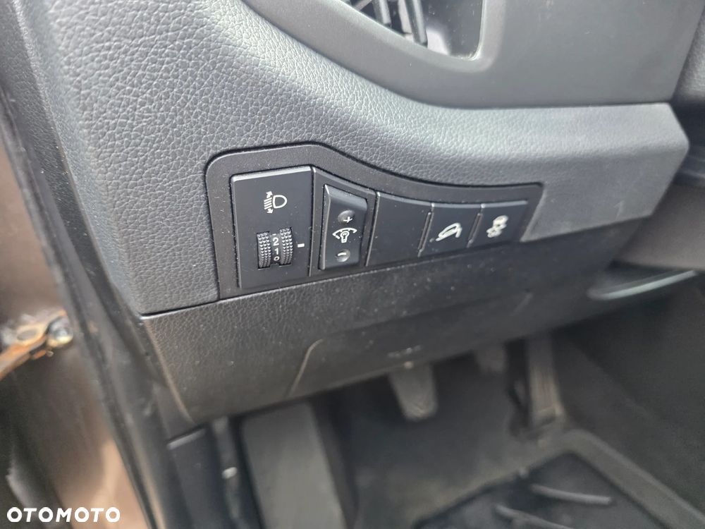 Kia Sportage 1.7 CRDI 2WD Attract - 27