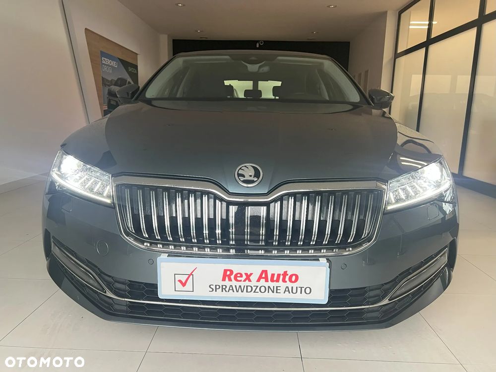 Skoda Superb 2.0 TDI SCR Style DSG - 5