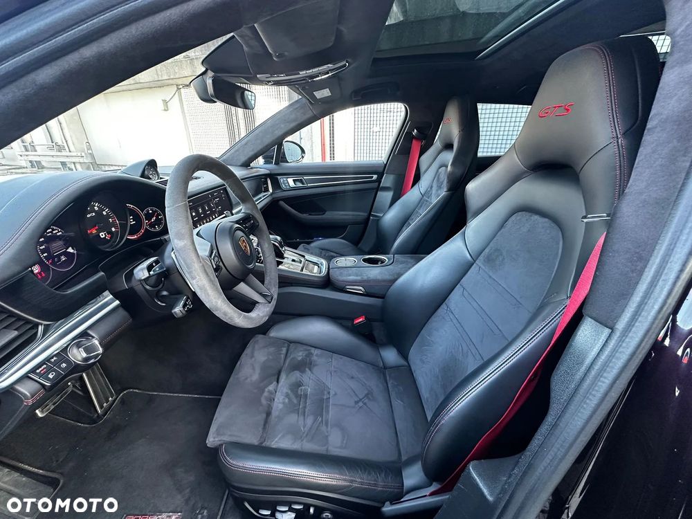 Porsche Panamera - 26