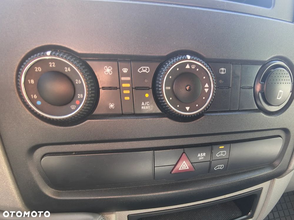 Volkswagen CRAFTER - 5