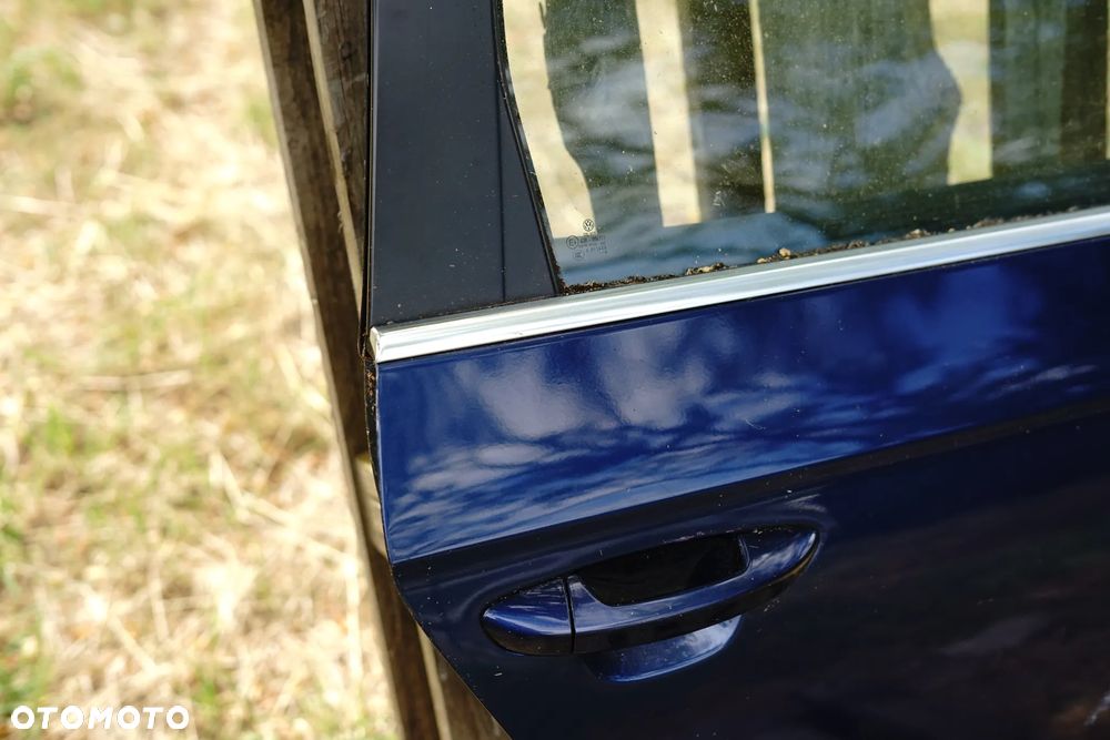 Drzwi tył tylne prawe VW Passat B6 Kombi LD5Q - 2
