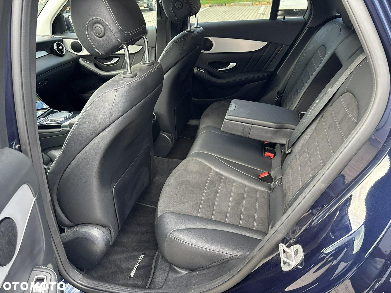Mercedes-Benz GLC 300 d 4-Matic - 12