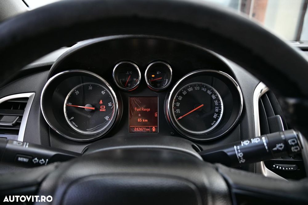 Opel Astra 2.0 CDTI DPF 150 Jahre - 18