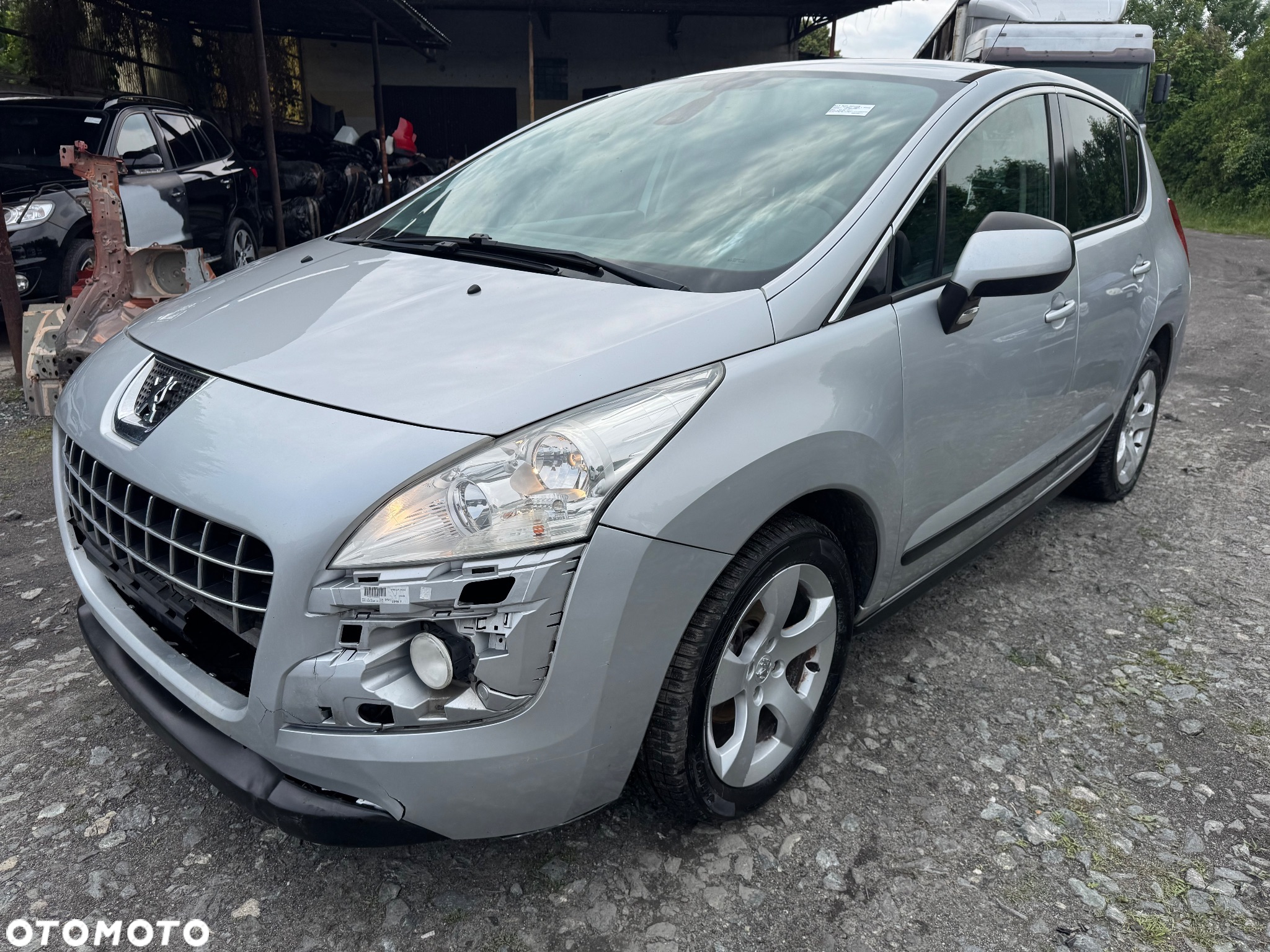 Peugeot 3008 1.6 HDi Premium - 2