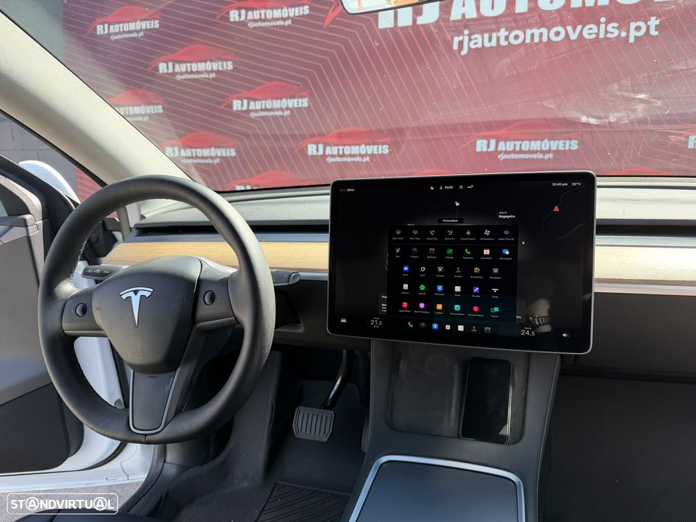Tesla Model Y Long Range Tração Integral - 27