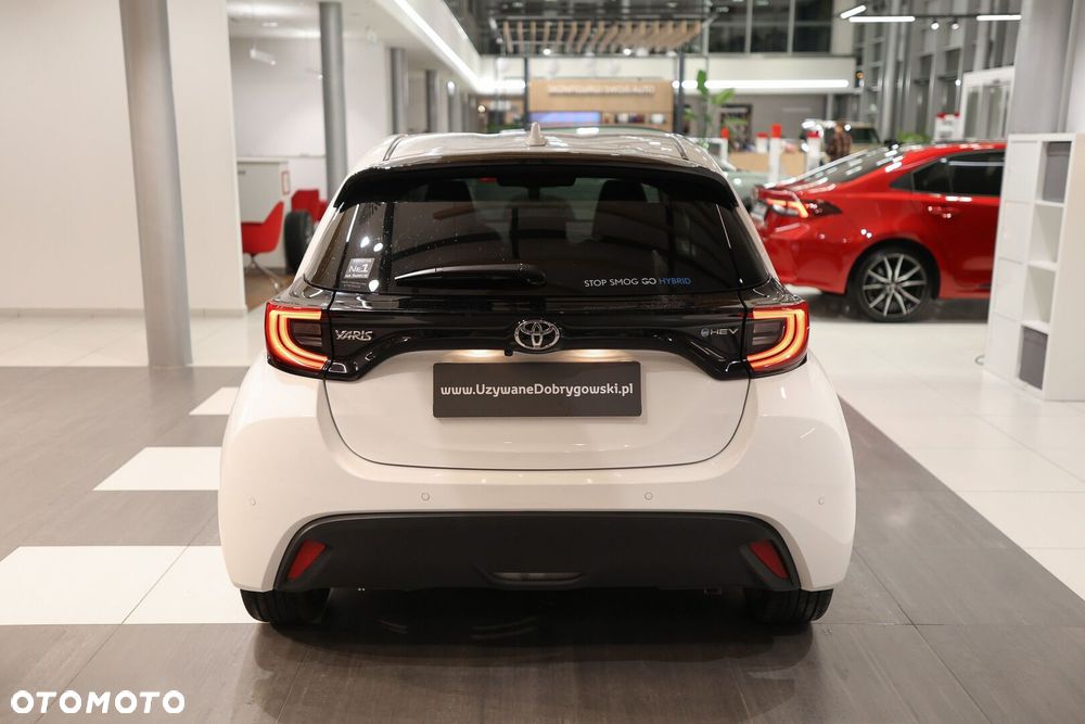 Toyota Yaris Hybrid 1.5 Style - 6