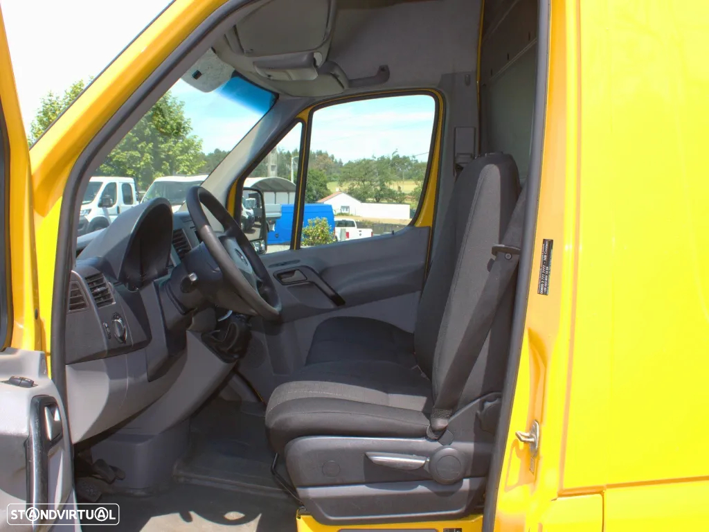 Mercedes-Benz Sprinter 311 CDI L4H3 com IVA de 2016 - 7