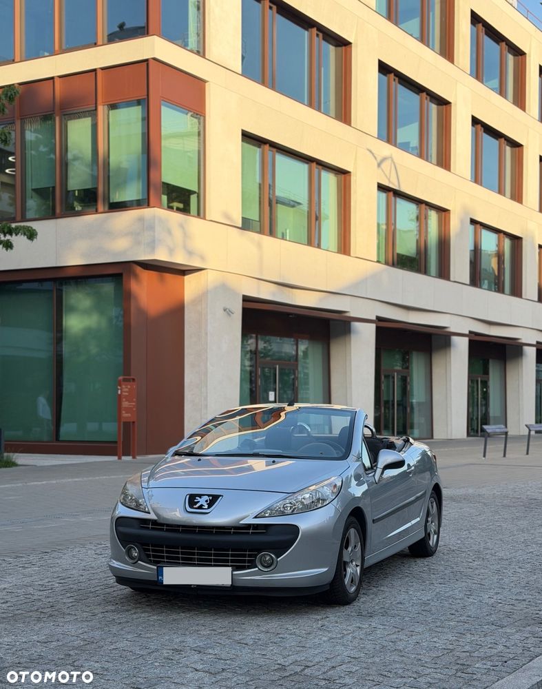Peugeot 207 CC - 8