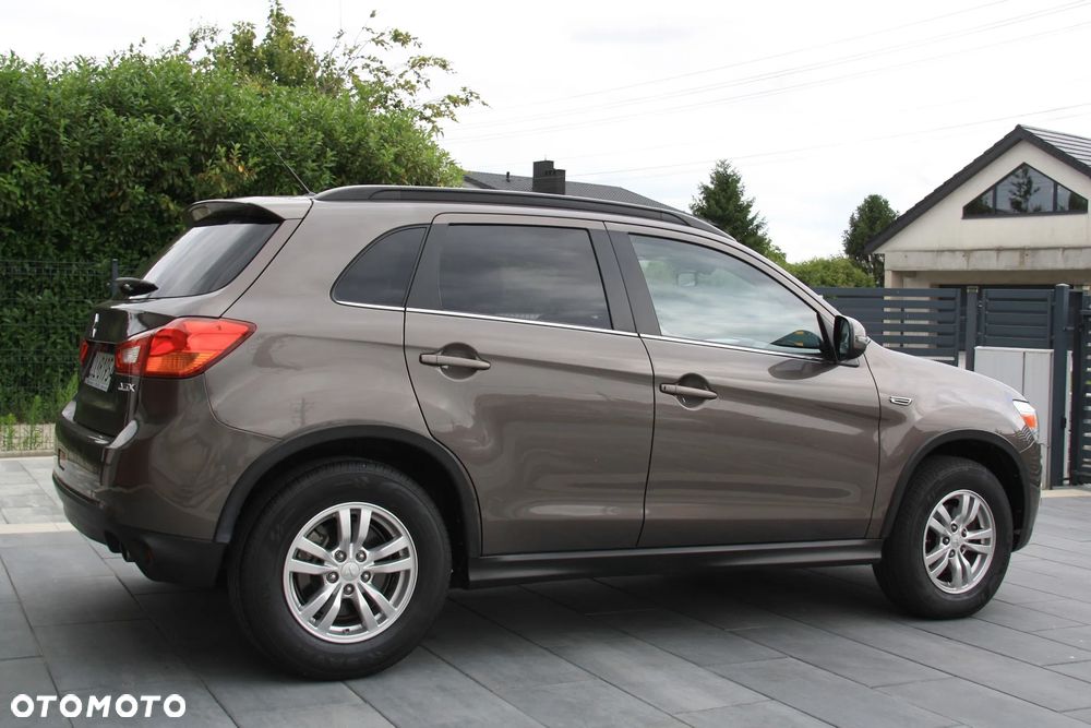 Mitsubishi ASX 1.8 DI-D 2WD Intense - 11