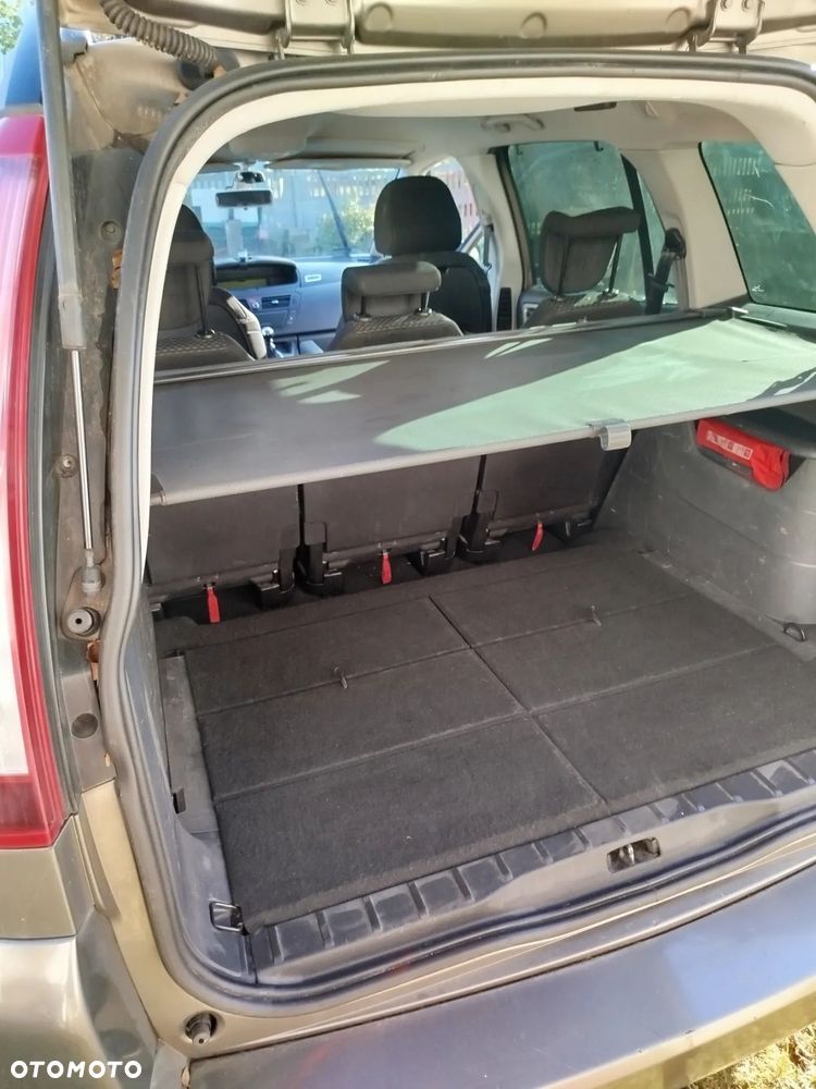 Citroën C4 Picasso HDi 150 FAP Business Class - 4