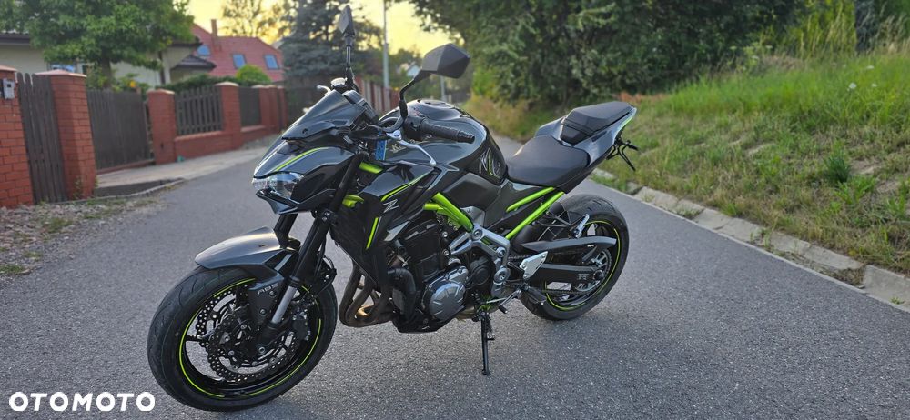 Kawasaki Z 900 - 16