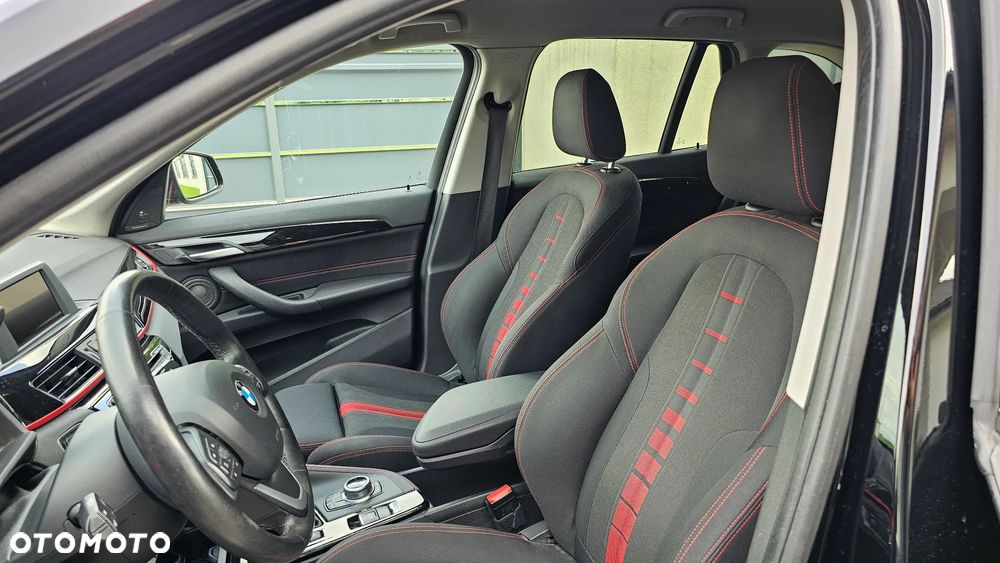 BMW X1 xDrive25d Sport Line - 10