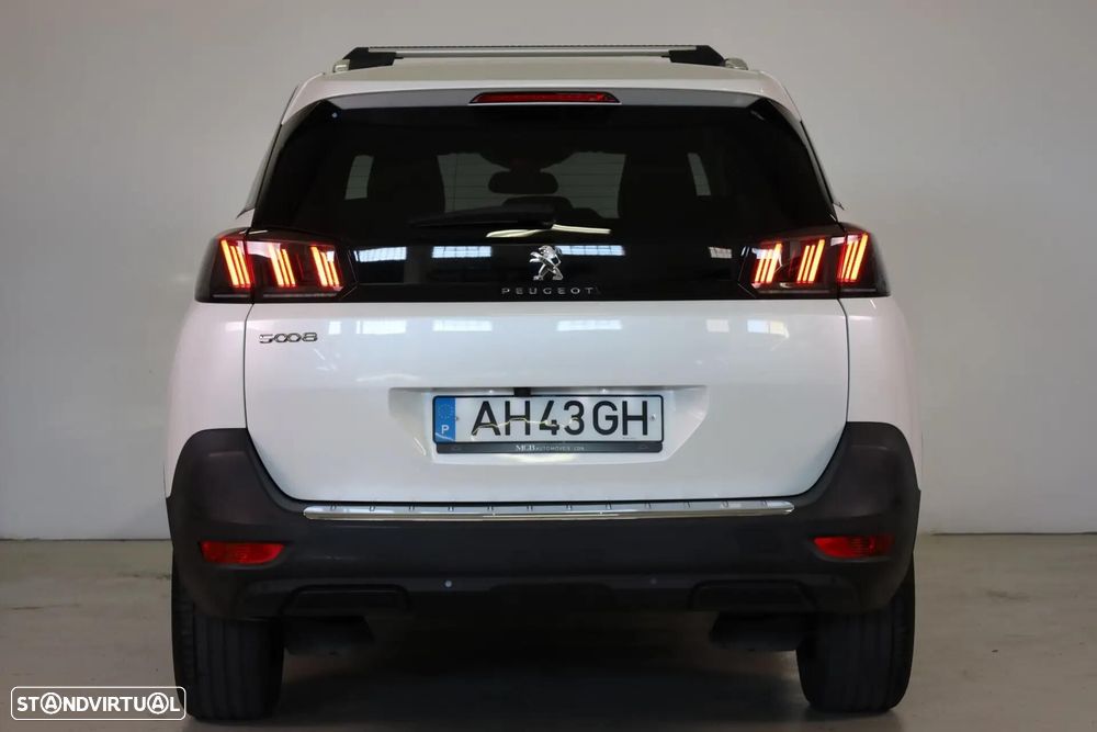 Peugeot 5008 1.5 BlueHDi Allure EAT8 - 19