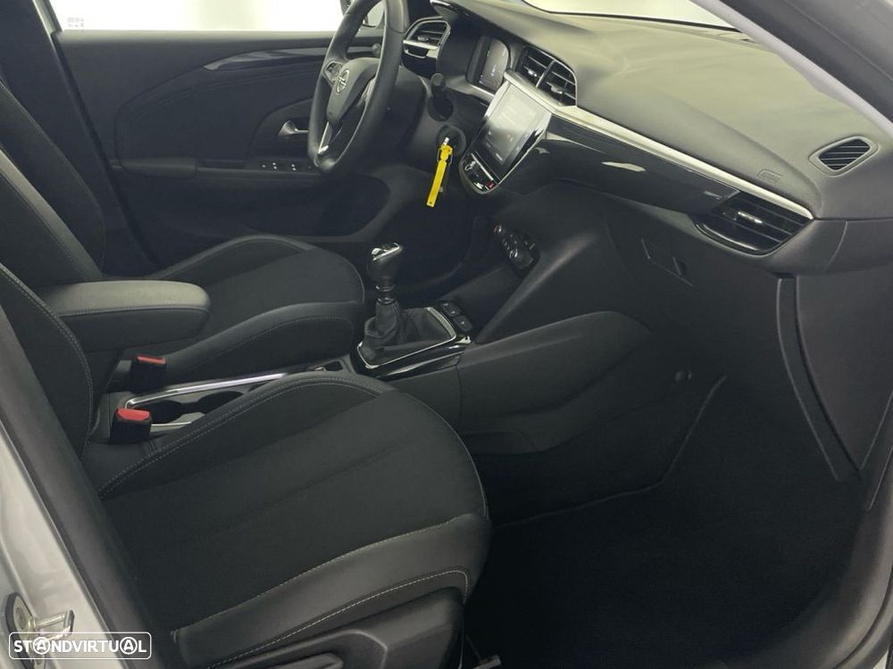 Opel Corsa 1.2 T Elegance — fotografia 22