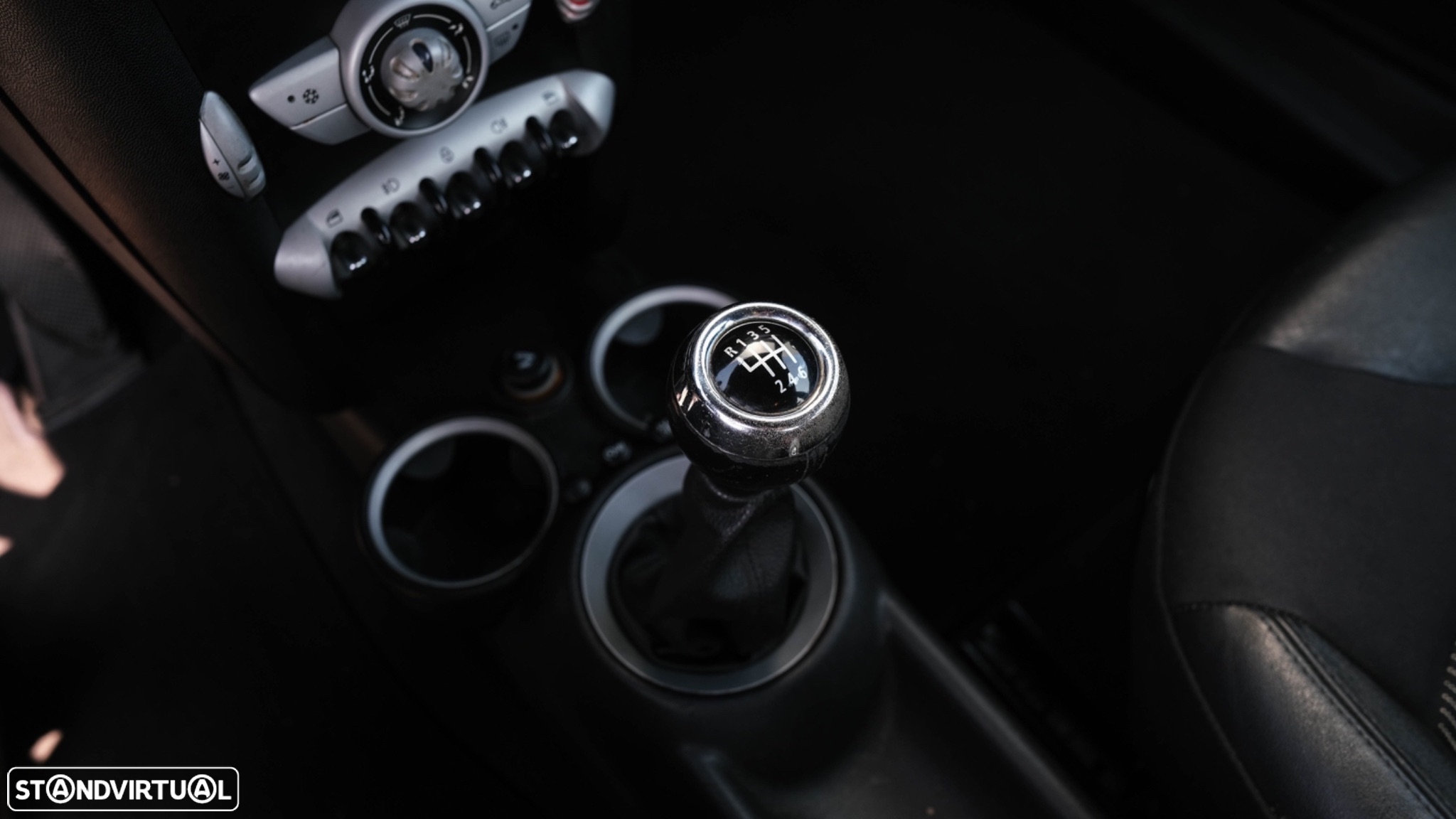 MINI 3 Portas Cooper D - 12